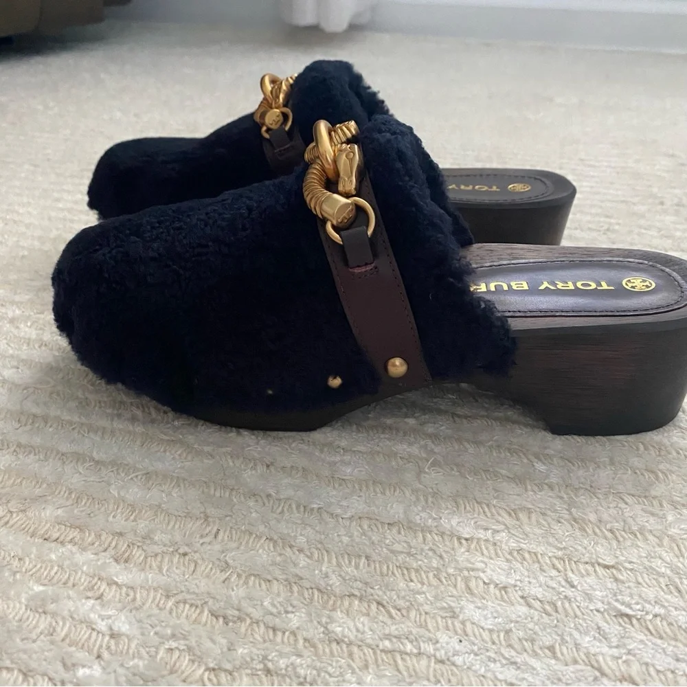 NWT Tory Burch Jessa Shearling Clogs perfect navy - Picture 9 of 14